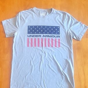 Men's Under Armour T-Shirt Small Used